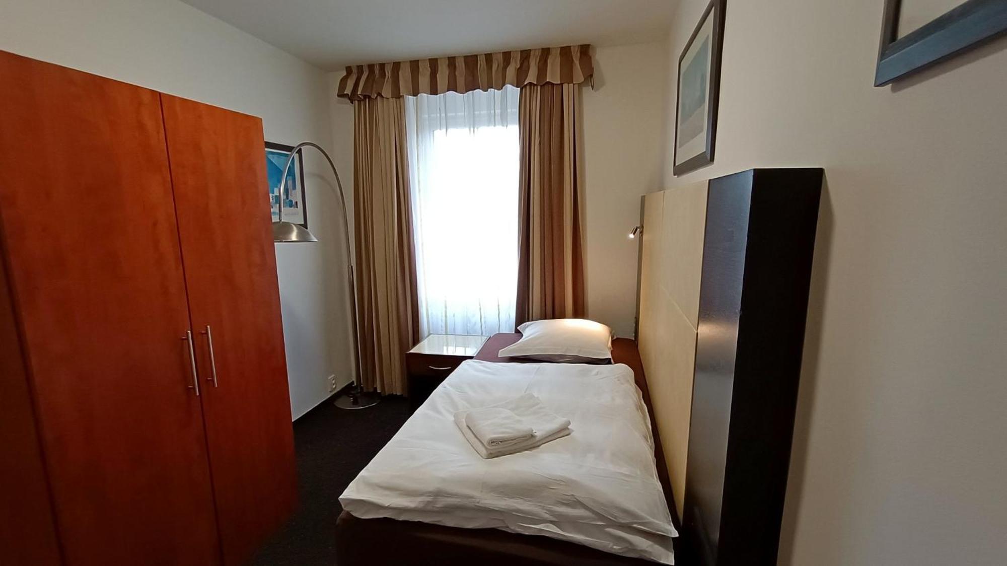 Apartments Gato Karlovy Vary Dalovice Екстериор снимка