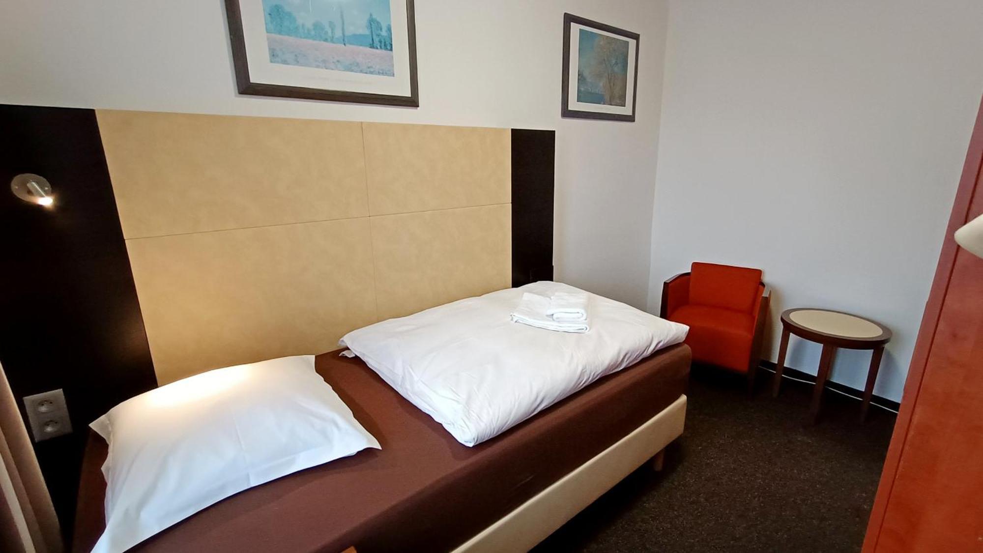 Apartments Gato Karlovy Vary Dalovice Екстериор снимка